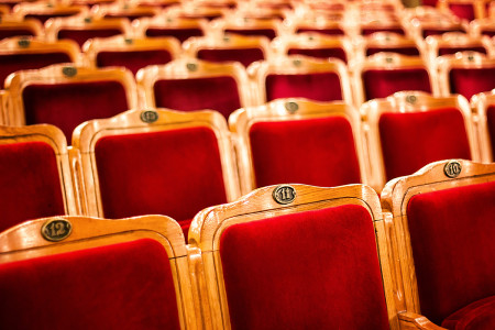 How to Experience London Theatre on a Budget